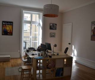 Bureau privé 27 m² 4 postes Coworking Rue Santeuil Nantes 44000 - photo 1